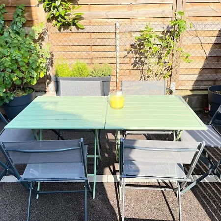 Apartment L'instant T 4* Balneo, Sauna Et Parking Prive